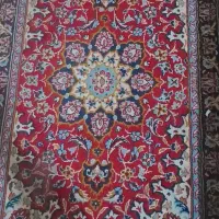 قالی یک متر در یک ونیم