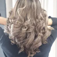 اجاره لاین های ارایشگاهی|استخدام درمانی، زیبایی، بهداشتی|مشهد, یوسفیه (شهرک غرب)|دیوار