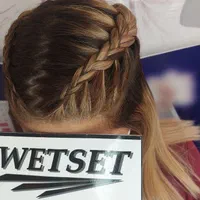 اصلاح ابرو و صورت. موخوره گیری روسی.بافت مو|خدمات آرایشگری و زیبایی|تهران, پونک|دیوار