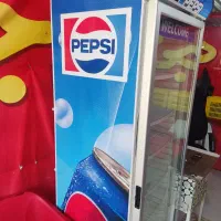 یخچال ایستاده در حد