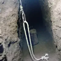 چاه کن مغنی|خدمات پیشه و مهارت|شهریار, کردزار|دیوار