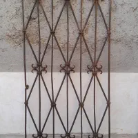 پنجره قدیمی