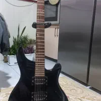 گیتار برقی|گیتار، بیس، امپلیفایر|خوی, |دیوار