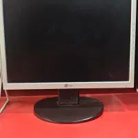 مانیتور ۱۷ اینچ بدونمشکل ال جی