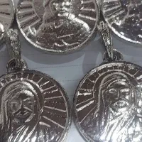 گردن آویز جنس برنج روکش آب رادیوم فروشی|بدلیجات|رفسنجان, |دیوار