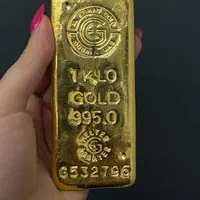 طلای آبشده بدون اجرت و کارمزد روی قیمت تابلو