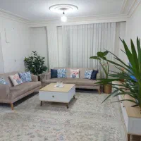 ۹۵ متر دو خواب سندتک برگ+پارکینگ/شهرک راه آهن