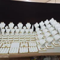 طراحی و ساخت ویترین طلا فروشی