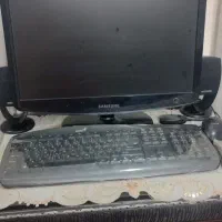 مانیتورکامپیوتروکیبورد وسه عدد باندوموس کنترل