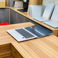 لپ تاپ استوک نسل ۱۲ سریع و لمسی خیلی تمیز