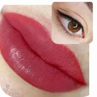 مدلینگ جهت شیدینگ لب و خط چشم دائم