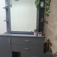 دراور جادار با آینه کشویی
