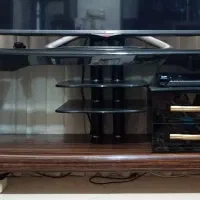 میز تلویزیون  در حد نو