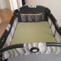 تخت پارک وکریردرحدنو،مارک|اسباب و اثاث بچه|تهران, جنت‌آباد شمالی|دیوار