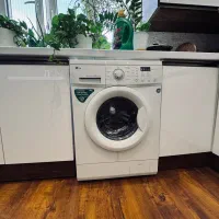 ماشین لباسشویی 5kبرندLG