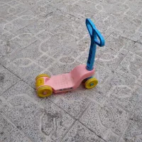 اسکوتر با موتور ۳چرخ هر۲باهم