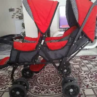 کالسکه دوقلو