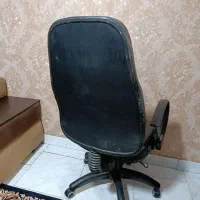 صندلی چرخ دارقابل چرخش کامل