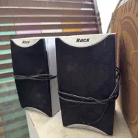 اسپیکر کاملا سالم