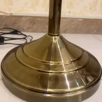 یک عدد اباژور زیبا|چراغ خواب و آباژور|رشت, کوی حسینی|دیوار