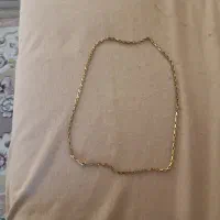 یک عدد دستبند ویک عدد گردنبند