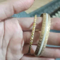 حدود 11 گرم طلا