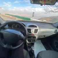 کوییک R (سقف مشکی)