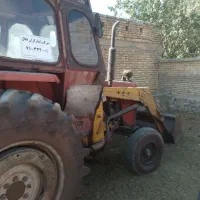 تراکتور|خودرو سنگین|بروجن, |دیوار