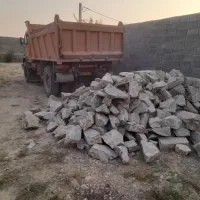 کامیون حمل سنگ لاشه