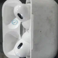 ایرپاد در حد نو یک ماه خریدم|لوازم جانبی موبایل و تبلت|اراک, |دیوار