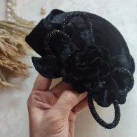 کلاه یلدای|لباس|اصفهان, سروستان|دیوار