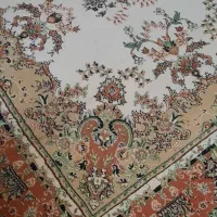 فرش چهار متری زمینه کرم ۷۰۰ شانه