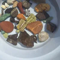 سنگ های رود خانه ای