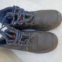 کفش کار سایز ۴۴ بسیار محکم
