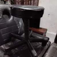 صندلی آرایشگری تتو بدن|آرایشگاه و سالنهای زیبایی|لاهیجان, آهندان|دیوار