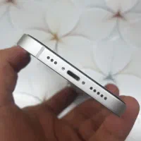 آیفون ۱۳ نرمال
