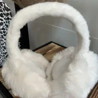 گوش گیر|لباس|باسمنج, |دیوار