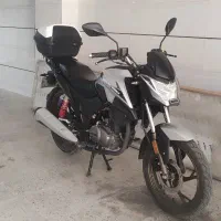 موتور سیکلت DS200 مدل ۱۴۰۳