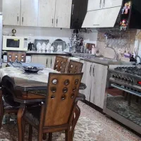 آپارتمان/همکف/سنددار/پارکینگ دار/فاز دو الغدیر