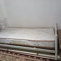 تختخواب و تشک