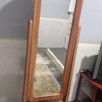 اینه پایه دار