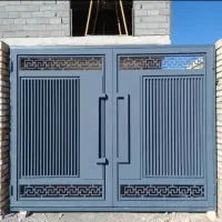 درب و پنجره آهنی