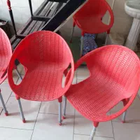 چمن.. صندلی|کافیشاپ و رستوران|هشتگرد, شهرک اداری|دیوار