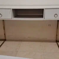 میز و صندلی و استند و ترولی ناخن و تخت مژه