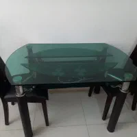 میز غذاخوری بهمراه ۳ عدد صندلی چوبی