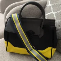 کیف ورساچه در حد نو