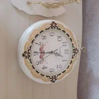 ساعت دیواری دو طرفه با پایه