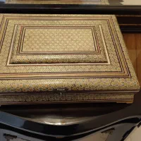 قران و جعبه خاتم کاری قران