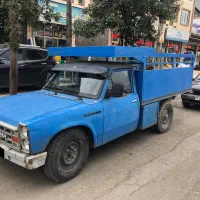 نیسان وانت مدل ۸۱