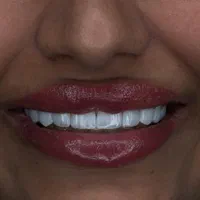 مرکز خدمات دندان پزشکی|خدمات آرایشگری و زیبایی|شیراز, معالی‌آباد|دیوار